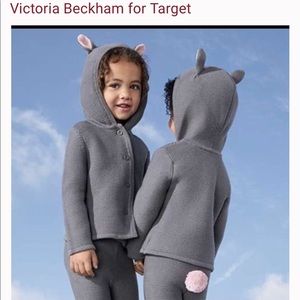 🎁bundle me! 3 for $50 
V. Beckham bunny outfit